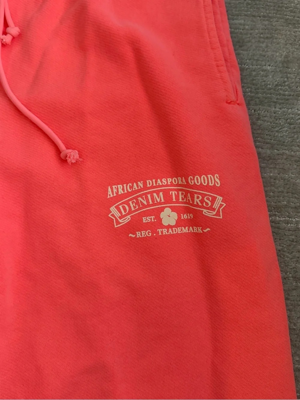 Men's Coral Sweatpants with Drawstring Waist